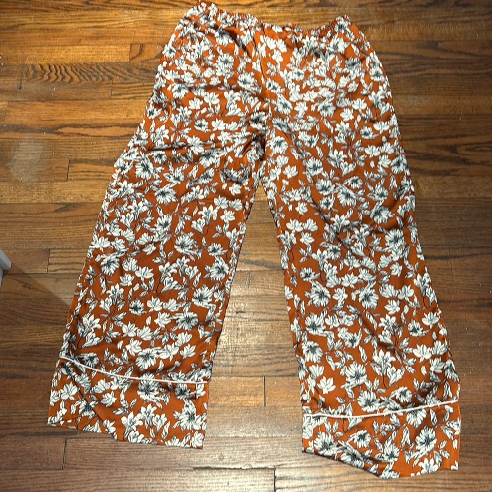 Satin floral pants